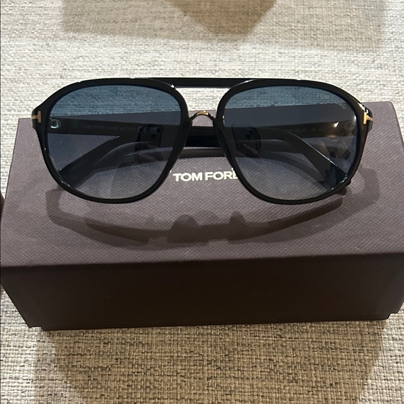 Tom Ford- FT0447 - Black Aviator Sunglasses